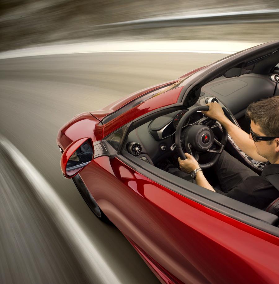  McLaren MP4-12C Spyder 2012 года  (фото 107 из 270)